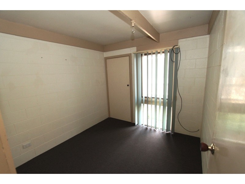 6 Hornbuckle Crescent, Melton VIC 3337