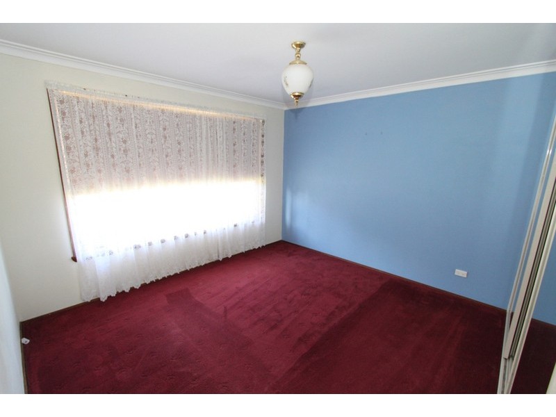 7 Connell Drive, Melton South VIC 3338