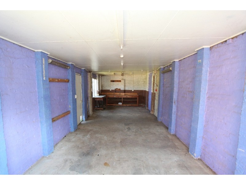 7 Connell Drive, Melton South VIC 3338