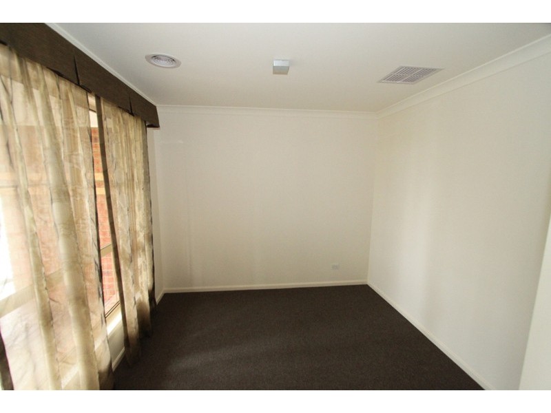 701 High Street, Melton West VIC 3337