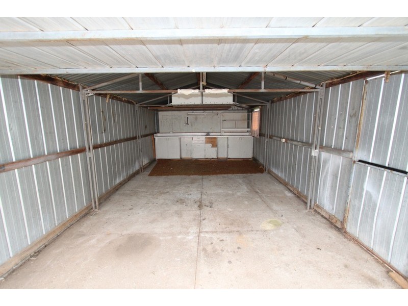 13 Gretel Grove, Melton VIC 3337