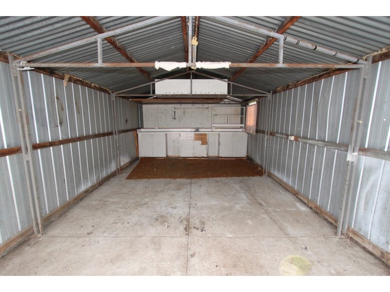 13 Gretel Grove, Melton VIC 3337