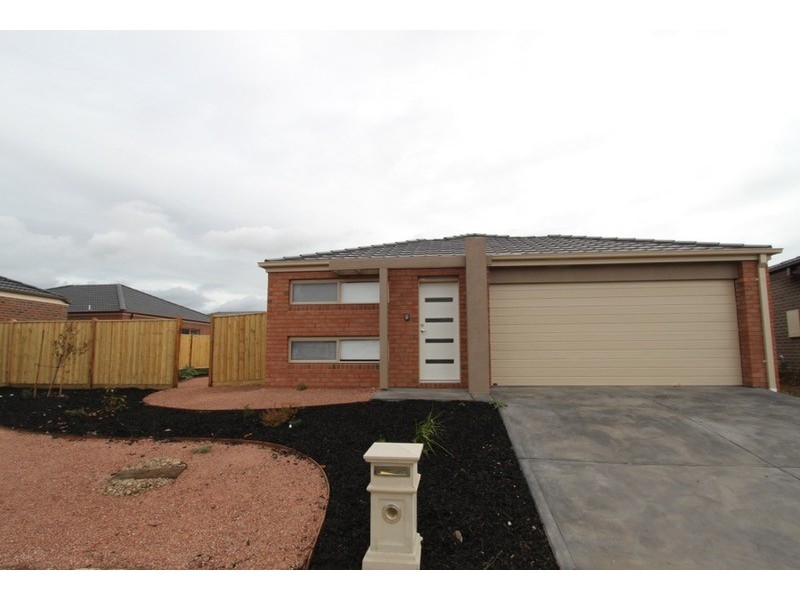 3 Flemings Avenue, Melton West VIC 3337