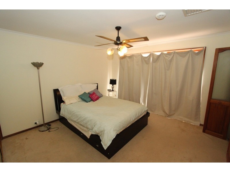 3 Raglan Court, Kurunjang VIC 3337