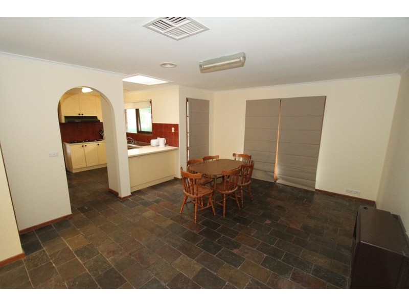 3 Raglan Court, Kurunjang VIC 3337