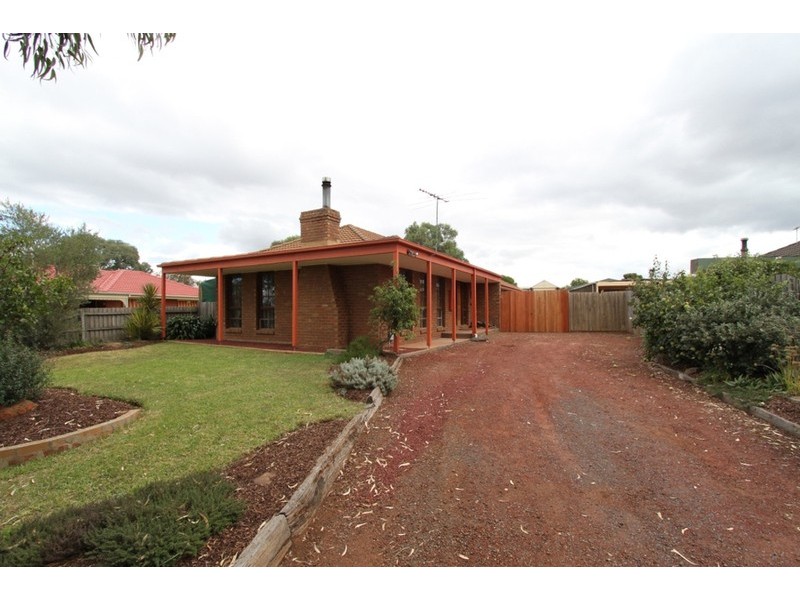 3 Raglan Court, Kurunjang VIC 3337