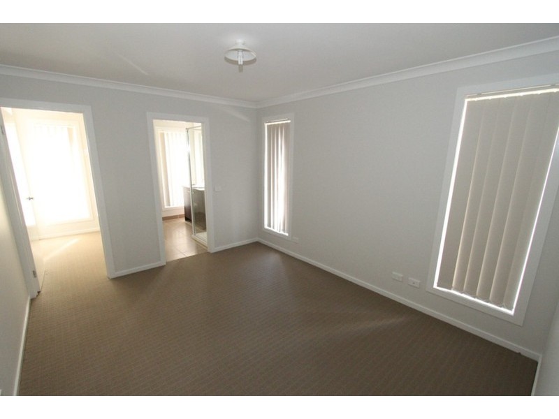 14 Natalie Street, Brookfield VIC 3338