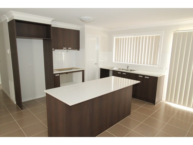 14 Natalie Street, Brookfield VIC 3338