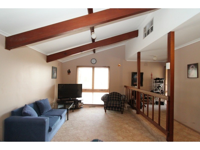 7 Brinbaal Court, Kurunjang VIC 3337