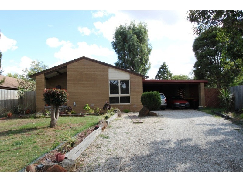 7 Brinbaal Court, Kurunjang VIC 3337