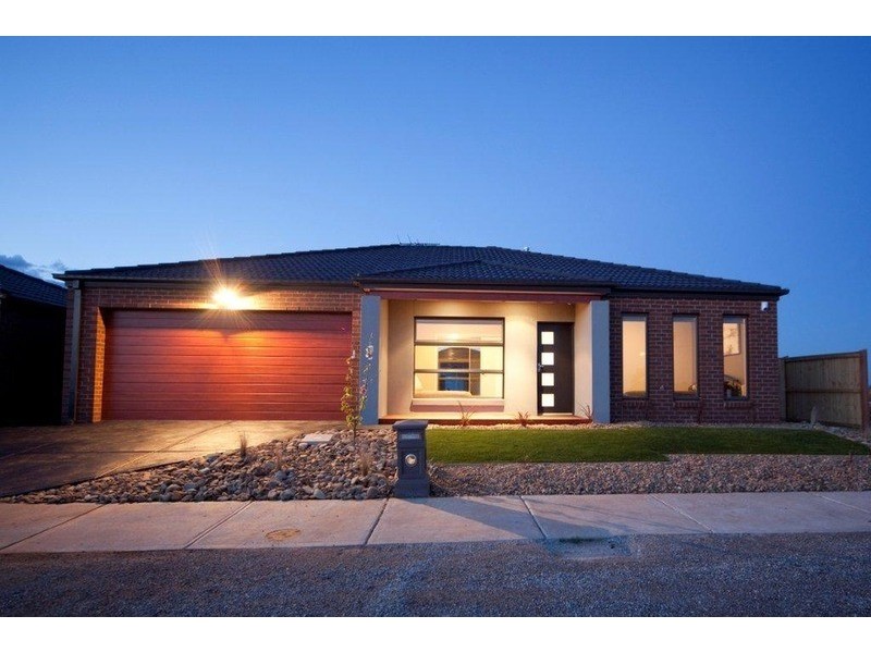 3 Portman Avenue, Melton West VIC 3337