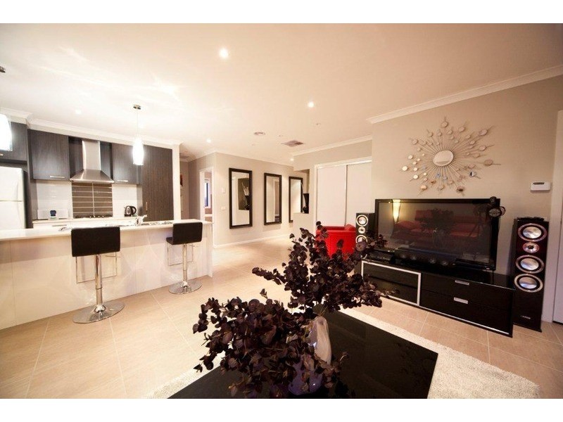 3 Portman Avenue, Melton West VIC 3337