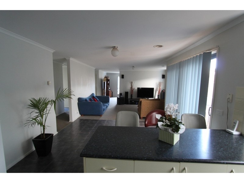 347 Centenary Avenue, Melton VIC 3337