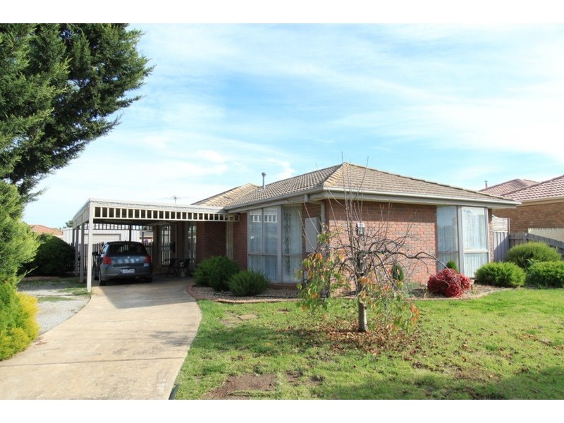 51 Smoult Drive, Melton VIC 3337