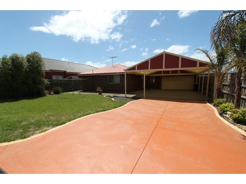 301 Centenary Avenue, Melton VIC 3337