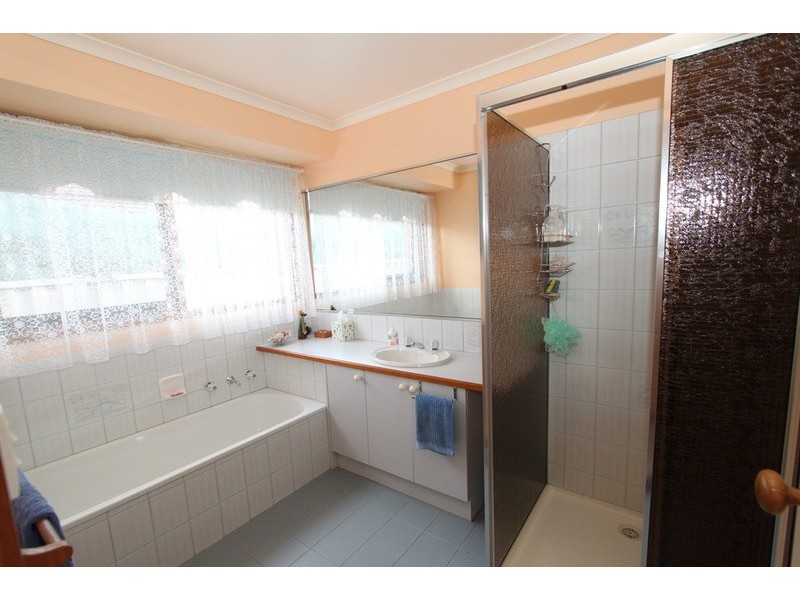 7 Manning Avenue, Kurunjang VIC 3337