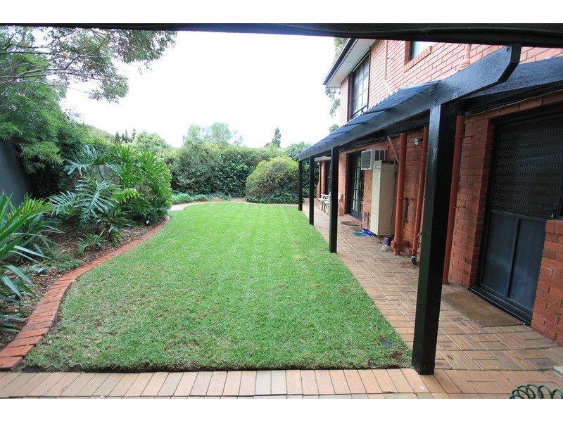 8 James Cook Drive, Melton West VIC 3337