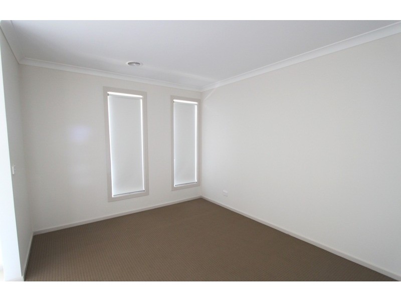 38 Kilmore Street, Brookfield VIC 3338