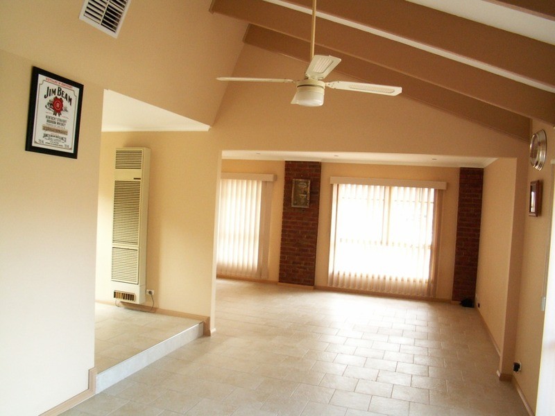 129 Exford Road, Melton South VIC 3338