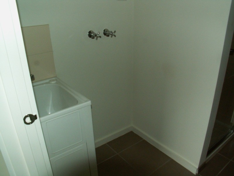 11/9 Petrea Place, Melton West VIC 3337