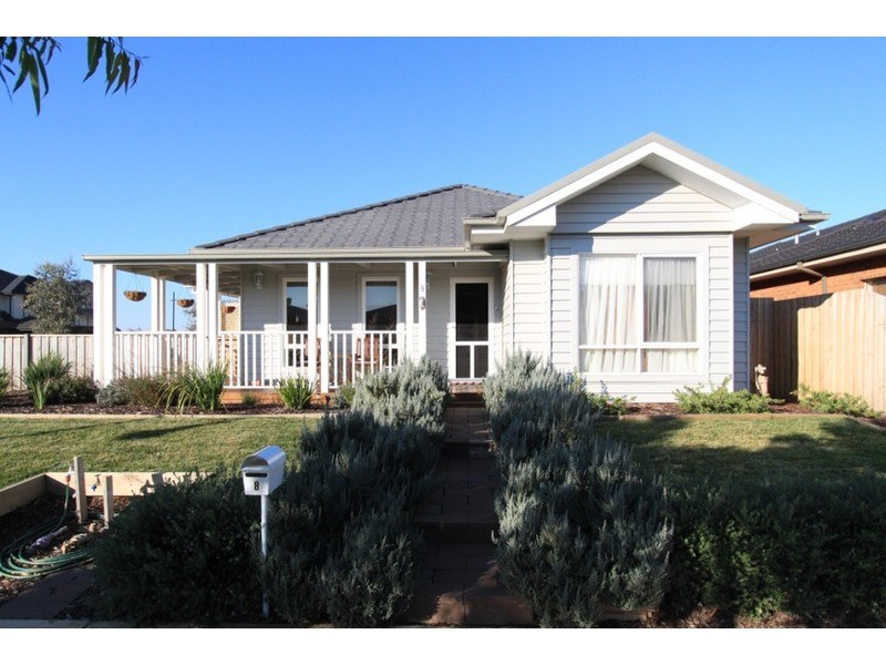 8 Ravenswood Avenue, Eynesbury VIC 3338