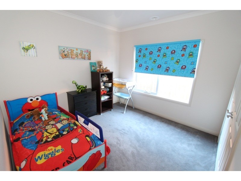 8 Ravenswood Avenue, Eynesbury VIC 3338