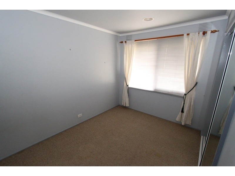 5 Kingsley Place, Melton West VIC 3337