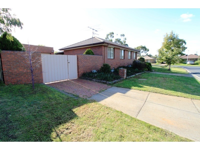10 Worrowing Court, Kurunjang VIC 3337