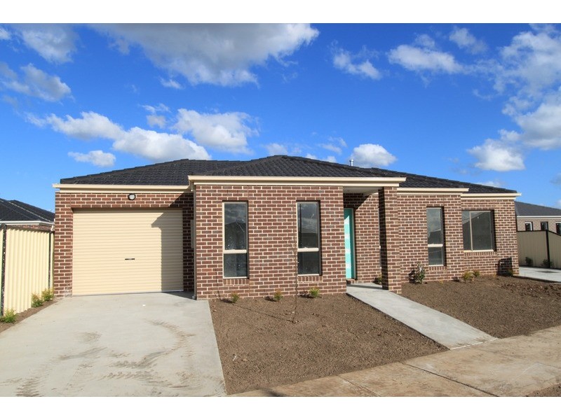 1/14 Marlo Drive, Melton West VIC 3337