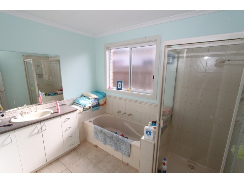 8 Jaque Court, Kurunjang VIC 3337