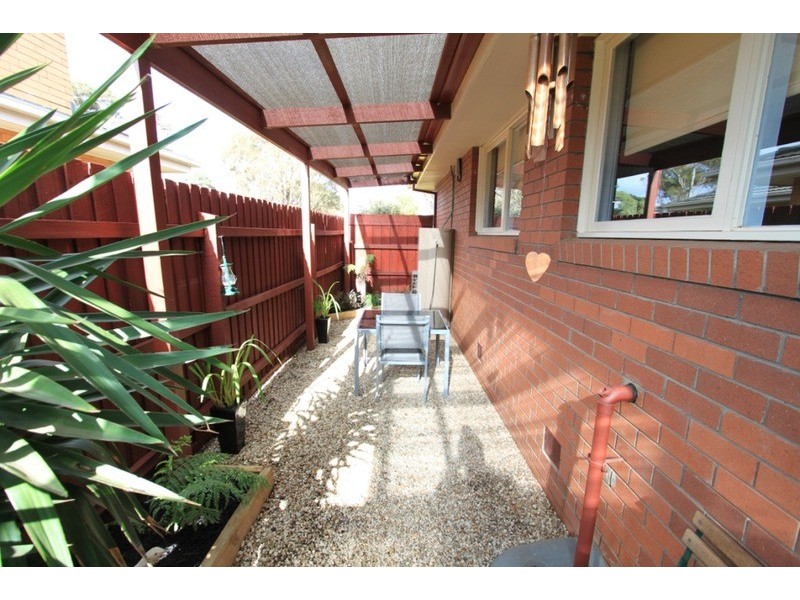 21 Bridge Road, Melton South VIC 3338