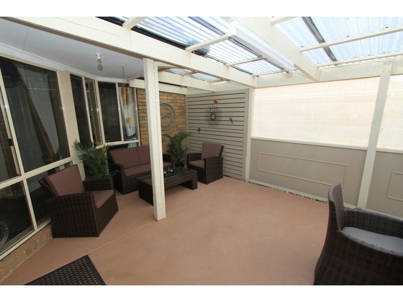 7 Hoddle Court, Melton West VIC 3337
