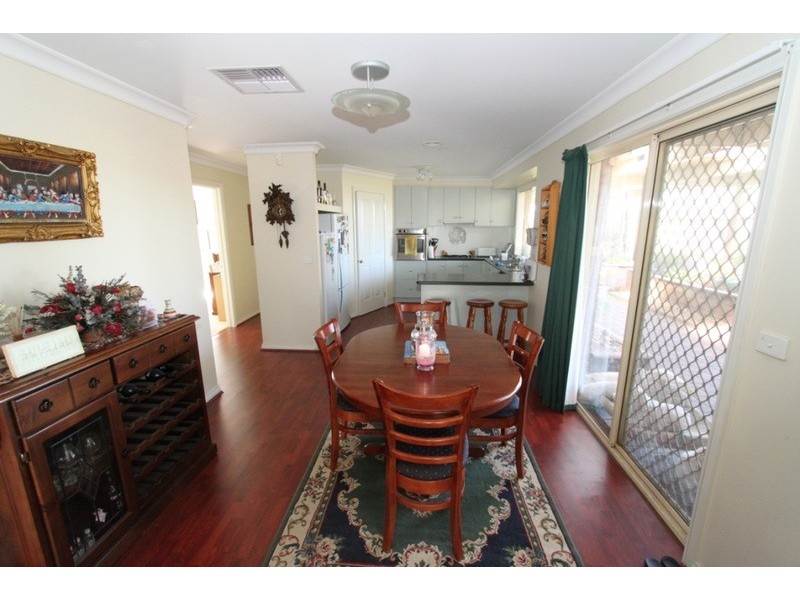 44 Darlingsford Boulevard, Melton VIC 3337