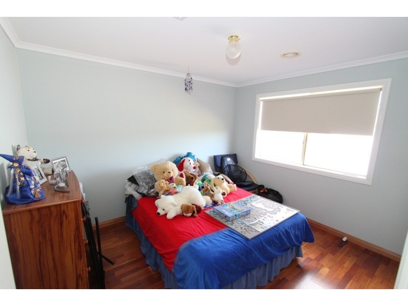 44 Darlingsford Boulevard, Melton VIC 3337