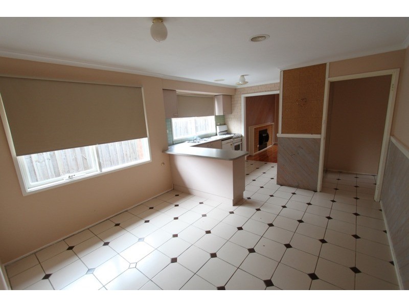 5 Bridge Road, Melton South VIC 3338