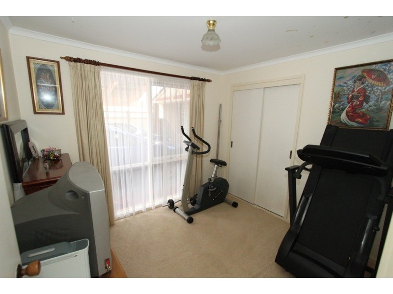 6 Catalina Place, Melton West VIC 3337