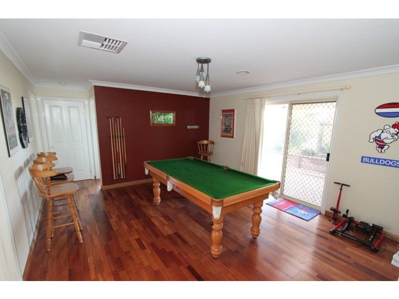 44 Darlingsford Boulevard, Melton VIC 3337