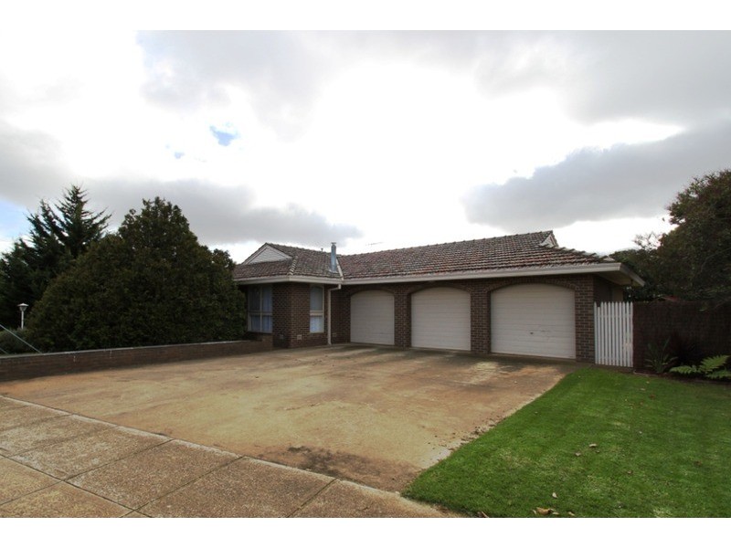 52 Church Street, Melton VIC 3337