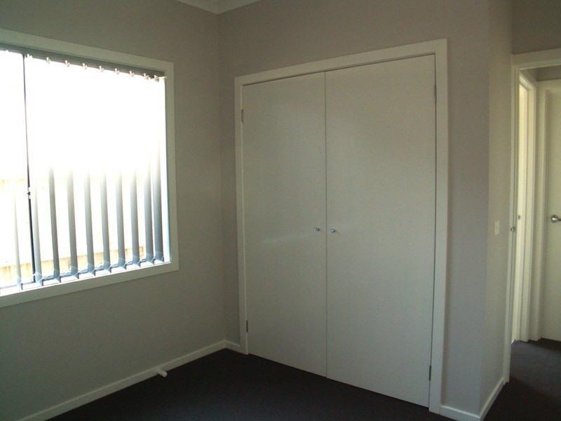 2/8 Birch Lane, Melton West VIC 3337