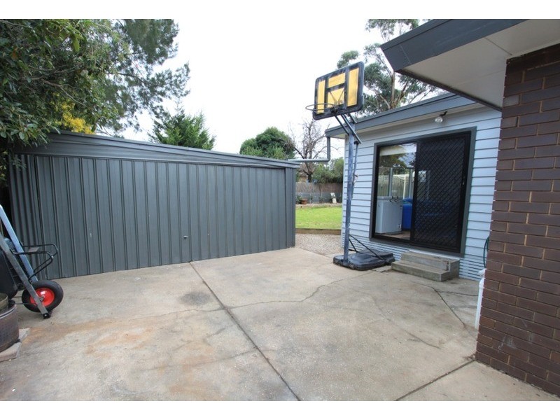 63 Marina Drive, Melton VIC 3337
