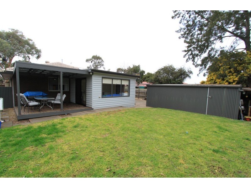 63 Marina Drive, Melton VIC 3337