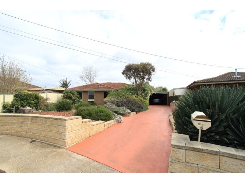 6 Wootton Court, Melton South VIC 3338