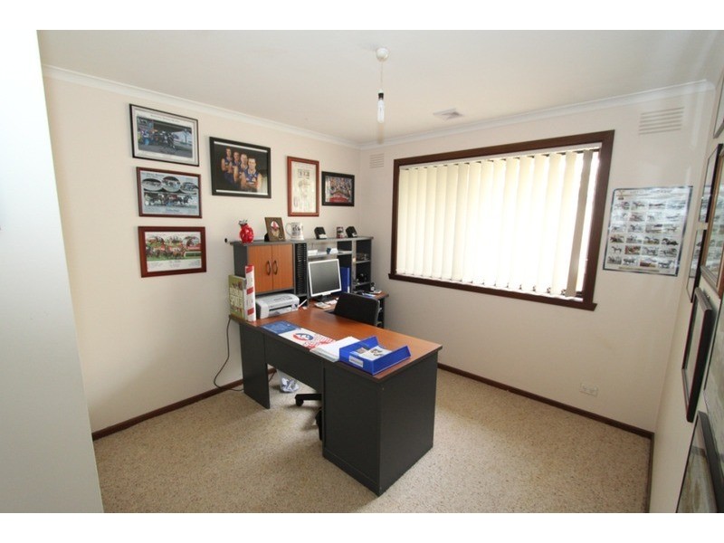 6 Wootton Court, Melton South VIC 3338