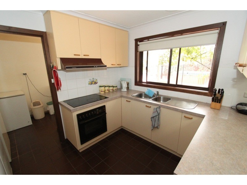 6 Wootton Court, Melton South VIC 3338