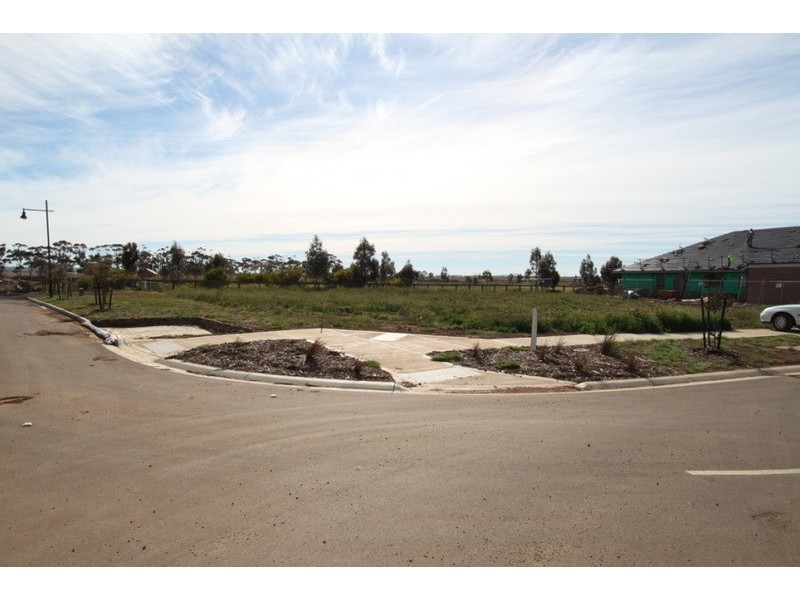 56 Benella Avenue, Eynesbury VIC 3338