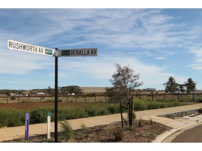 56 Benella Avenue, Eynesbury VIC 3338