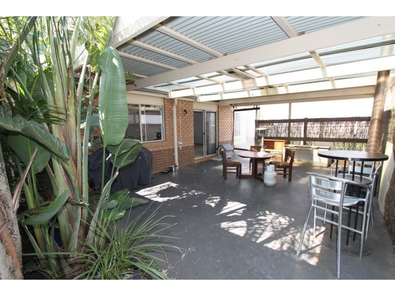 73 Dalray Crescent, Kurunjang VIC 3337