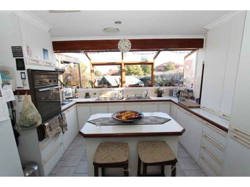 78 Hilton Way, Melton West VIC 3337