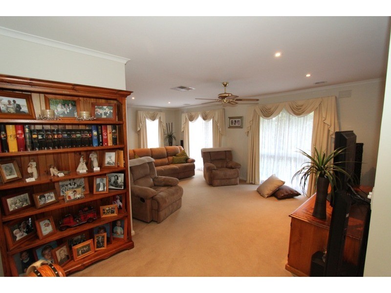 52 Church Street, Melton VIC 3337