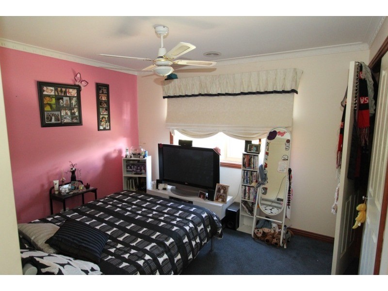 20 Runnymeade Lane, Brookfield VIC 3338